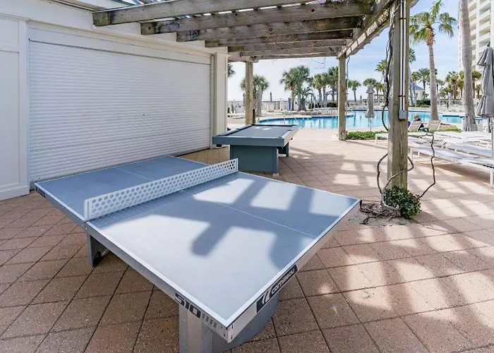 Club 1208c By Youngs Suncoast Apartment