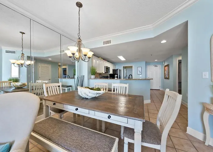 Apartment Club 1208c By Youngs Suncoast